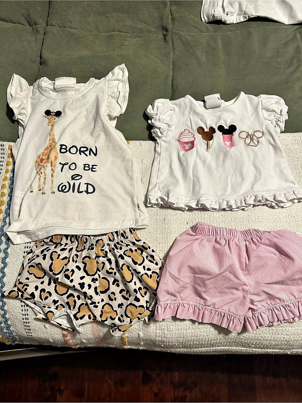 Toddler girls Disney bundle 2t embroidered